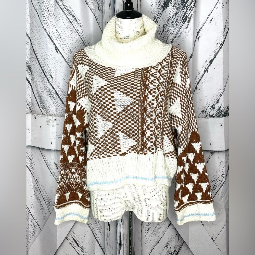 Flawless Boxy Cropped Cowl Neck Sweater Geometric Pattern M